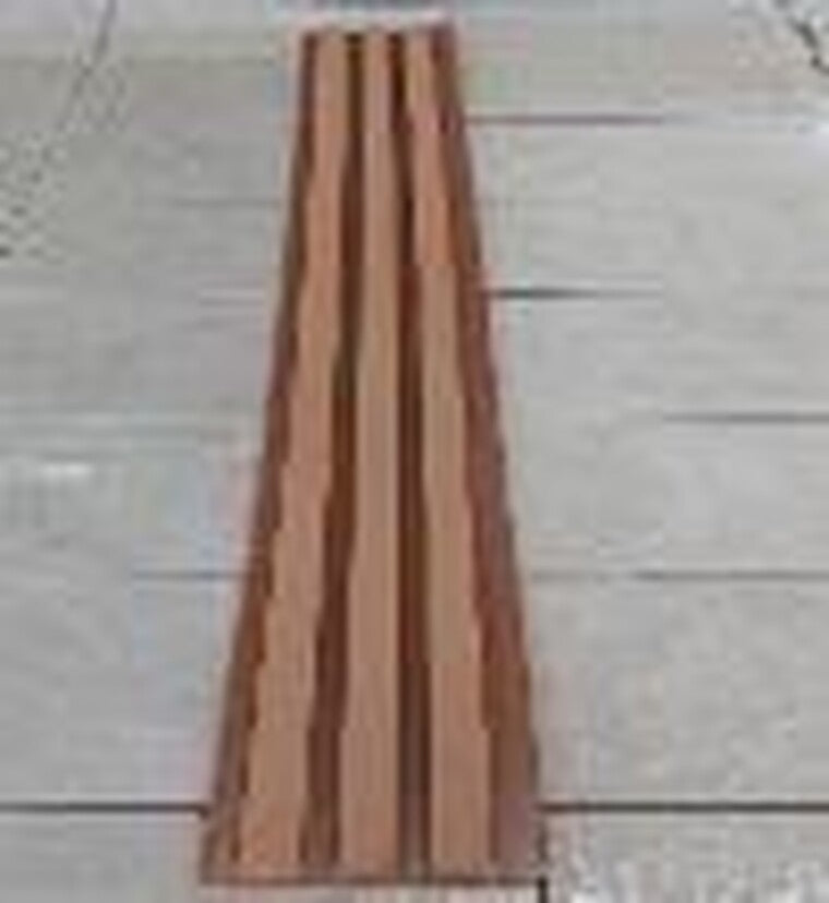 PAINEL RIPADO ESCOVADO CUMARU 16x3x3,00CM - MARRON